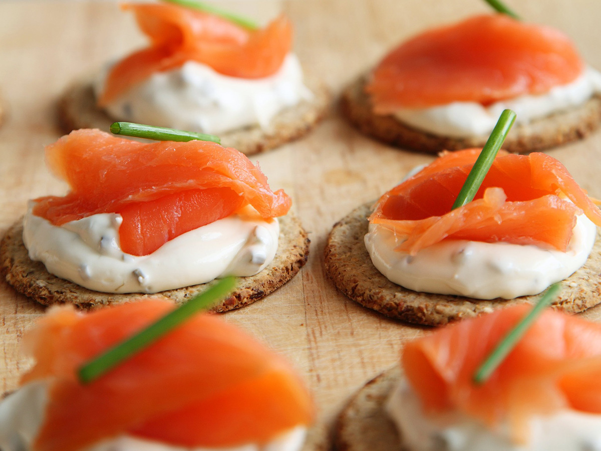 canape, salmon, appetizer, hors d'oeuvres